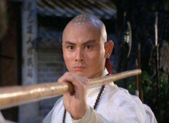 tvb打星刘家辉中风初愈,圈内好友为其庆生,可爱表情秒变老顽童__凤凰