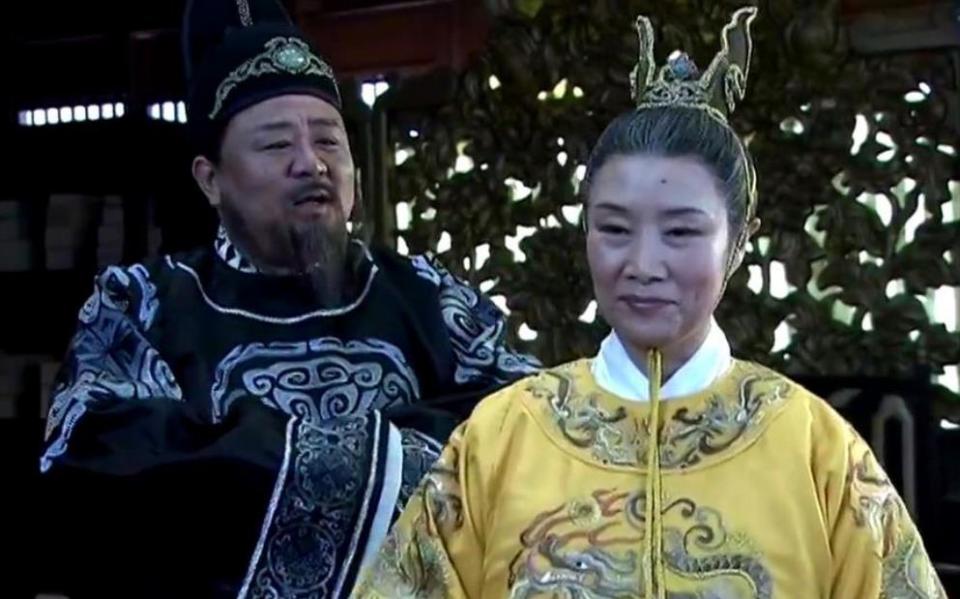 狄仁杰规劝武则天节欲武则天却说纵欲可以长寿