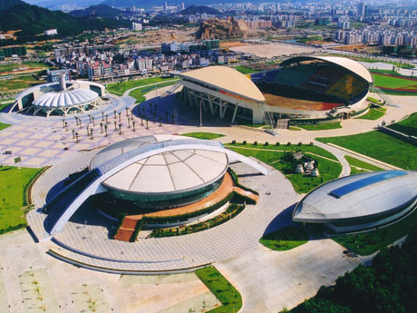 0》世界巡回演唱会将在珠海体育中心体育场举行.