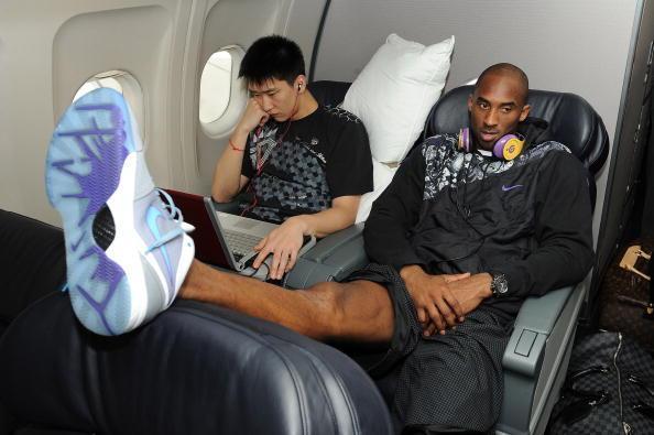 乔丹赌博,奥尼尔跳舞,而他却和女星"机震"