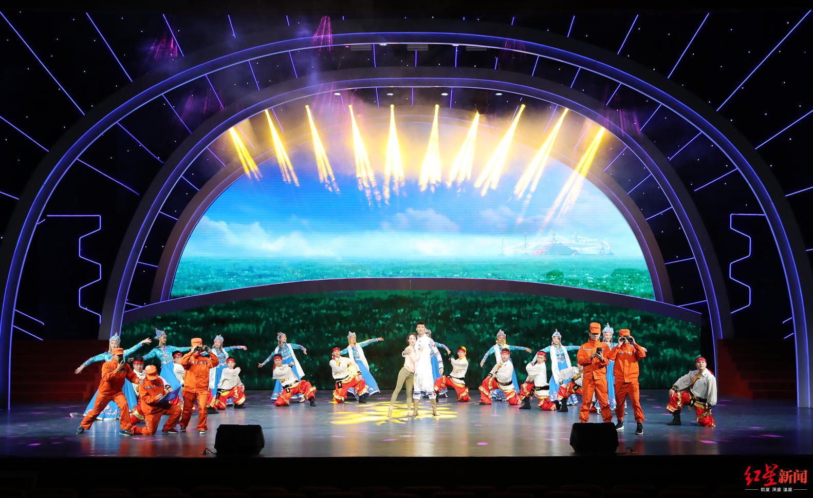 中国航天人原创音乐舞蹈情景剧问天北京首演