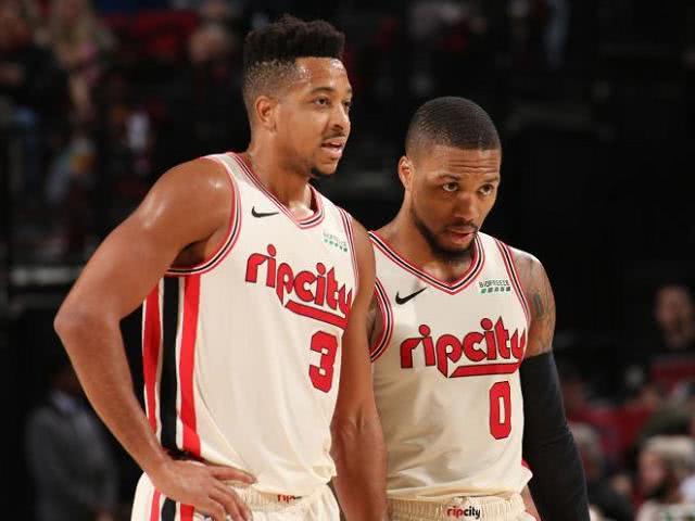 71 15 10!开拓者三巨头,不敌一个米切尔,戈贝尔送血帽杀死比赛