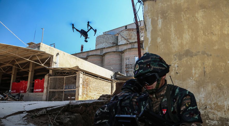 无人机协助中国武警狙击分队特战训练贵州省无人机中心正式成立