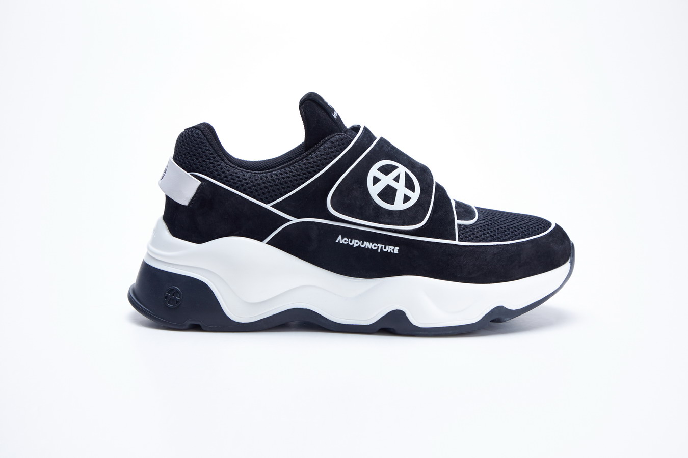 老爹鞋鼻祖品牌acupuncture秋冬系列,诠释英伦复古风