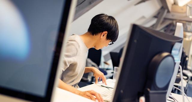 两栖青年我们拒绝当社畜