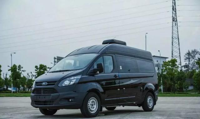 江铃集团旅居车新车首发2020款b型小野牛