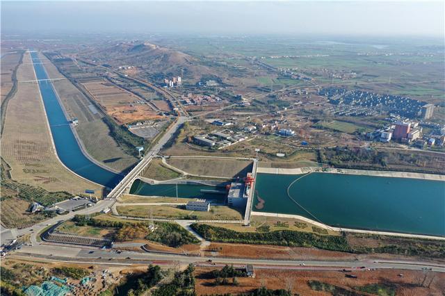 俯瞰南水北调中线工程渠首:一渠清水润京津