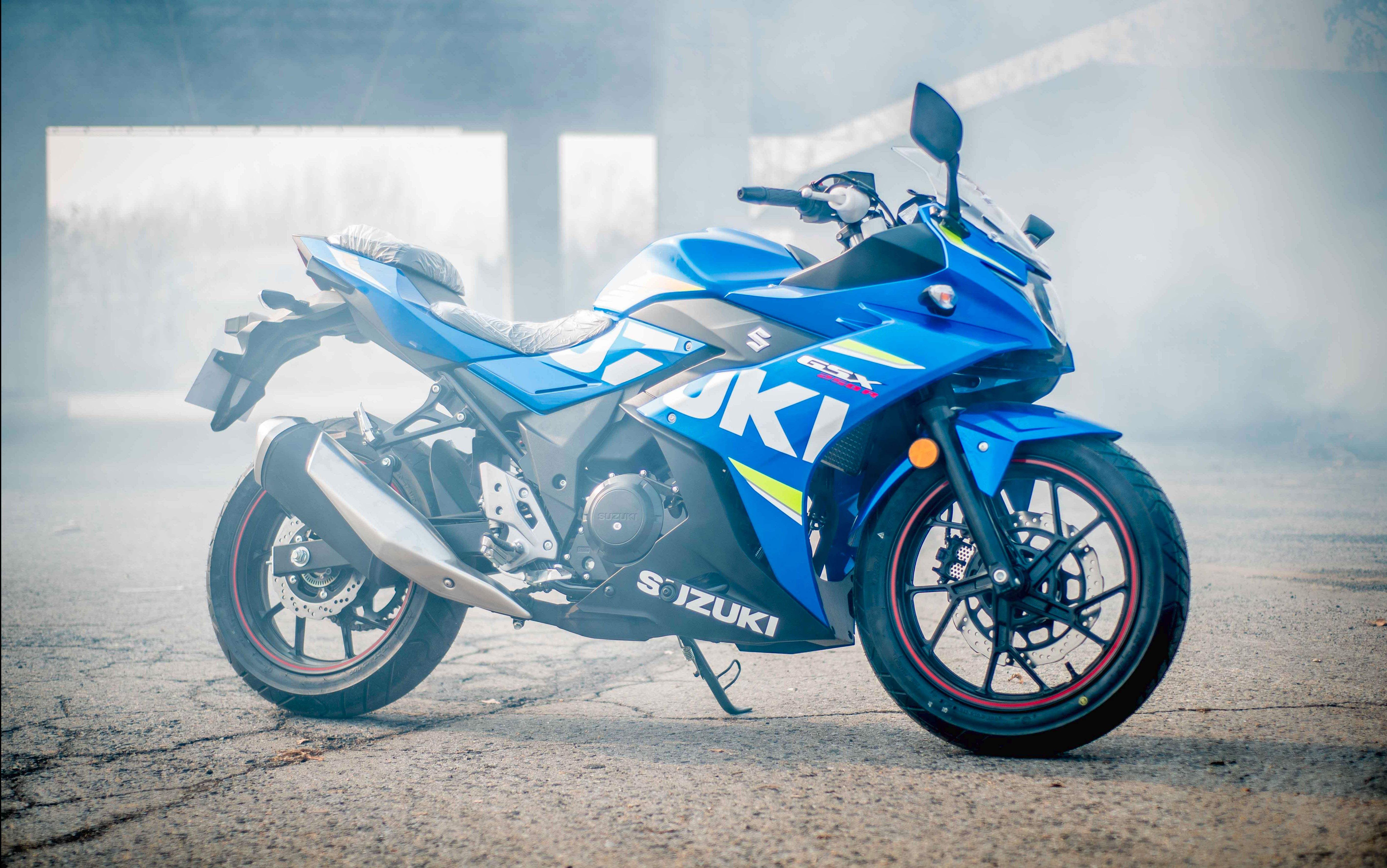 首推铃木gsx250r,很多老司机都会推荐它,为何?