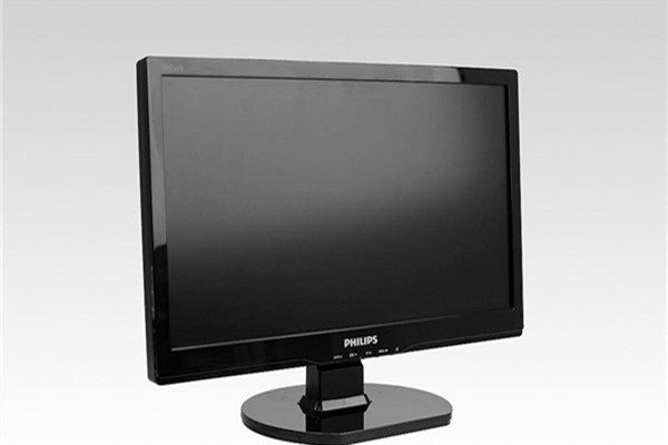 女人护肤:9个好习惯抵抗电脑辐射 减轻对肌肤的伤害