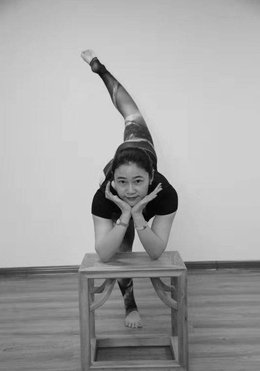 当兴趣变成职业烟台伽人孙梦君的十年瑜伽路