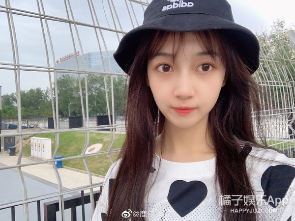 21岁甜美女大学生和顶流男偶像谈恋爱,这次是真的甜,林夏薇,林夕,林奇