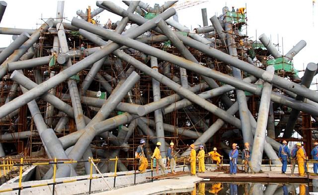 合肥鸟巢建筑,两亿钢管搭筑,粗看造型挺酷,细看招架不住