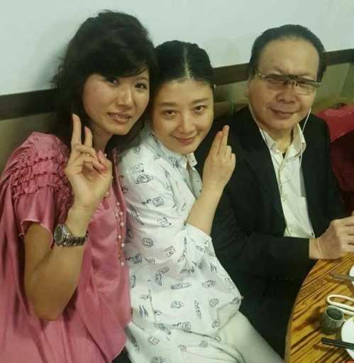 向华波 向华强七哥与49岁李莉再婚__凤凰网