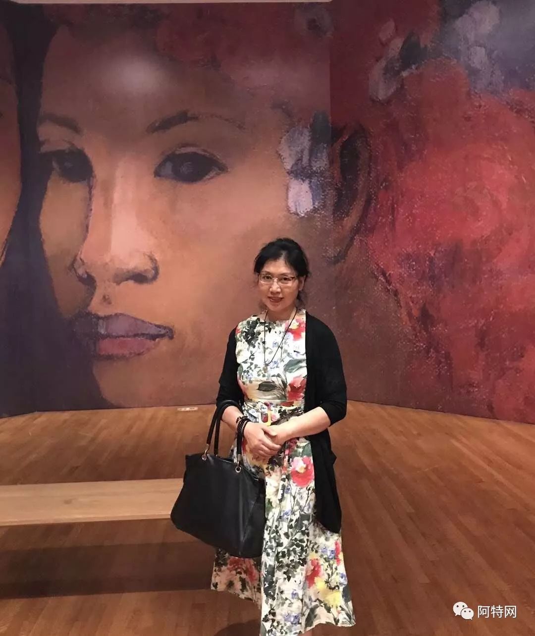 从此岸到彼岸——毛燕和她的绘画之缘今年六月,在