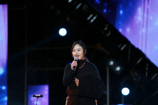 首届玛曲赛马音乐节让草原狂欢让世界音乐和民族文化相融