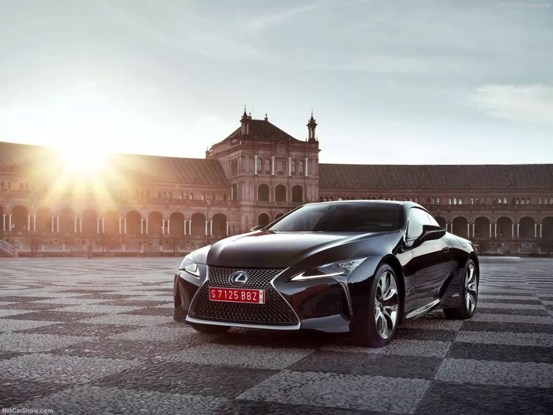 日系豪华gt轿跑之王——雷克萨斯 lc500h