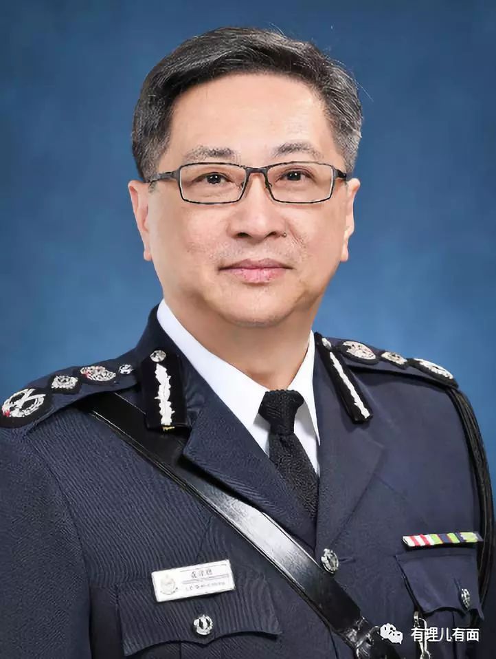 香港警務處處長盧偉聰已年屆58歲,2018年11月19日其本已屆退休年齡.