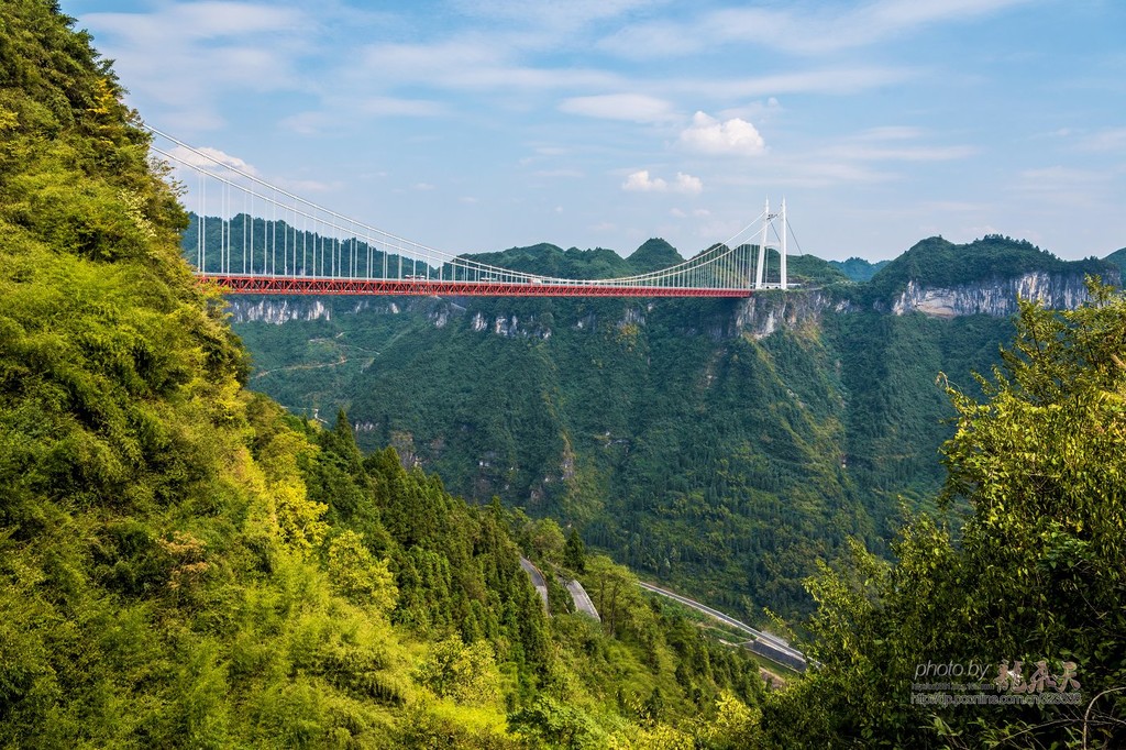 矮寨大桥与悬崖栈道（旅行版）_凤凰网