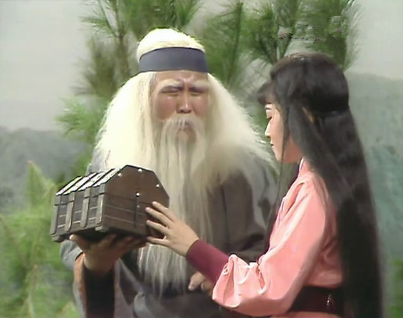 秦煌饰演了四个版本老玩童,童心十足心宽体胖以致体重达260多斤__凤凰网