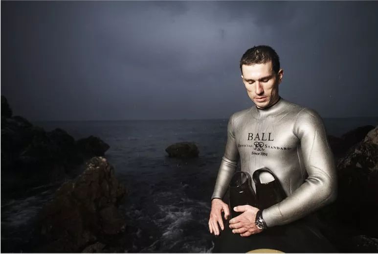 然而这些却并不影响大家对这位运动员的尊重和喜爱,因为关于他的故事