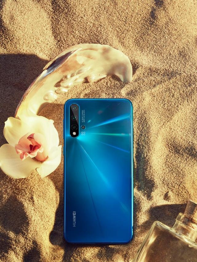 在华为商城参与活动就有机会赢易烊千玺签名nova5手机,而在9日-10日还