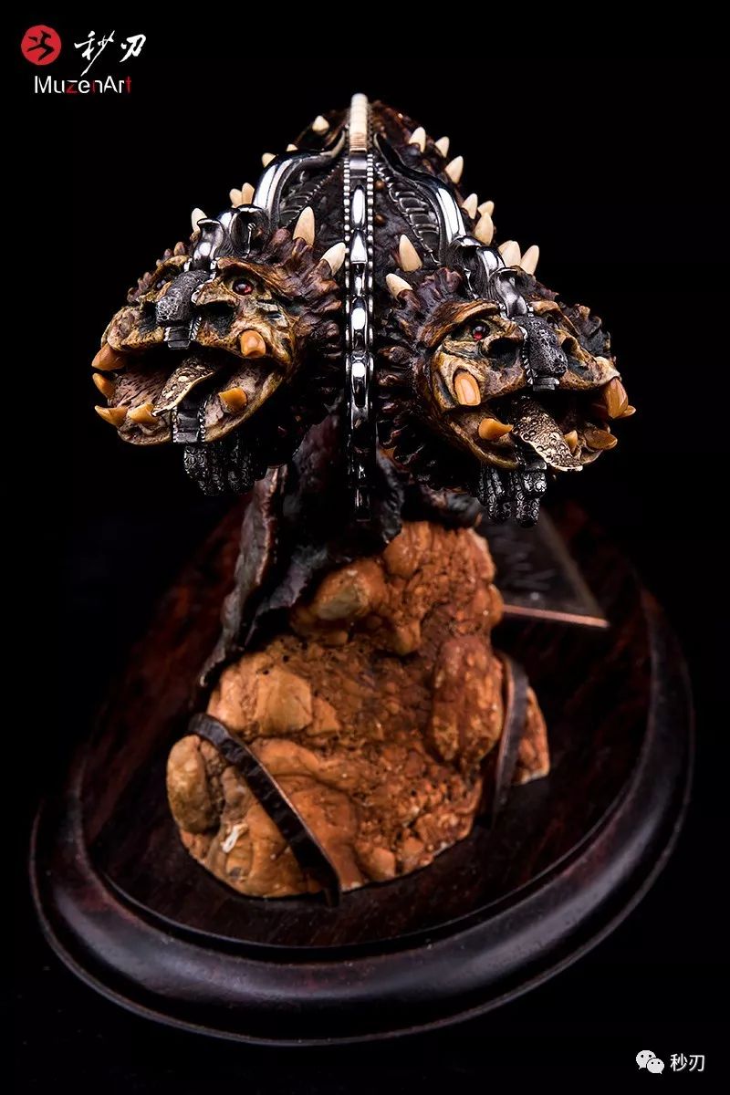 "哥布林"折刀系列世间罕有,而这一把是最牛逼的,aki与abs ms双头衔