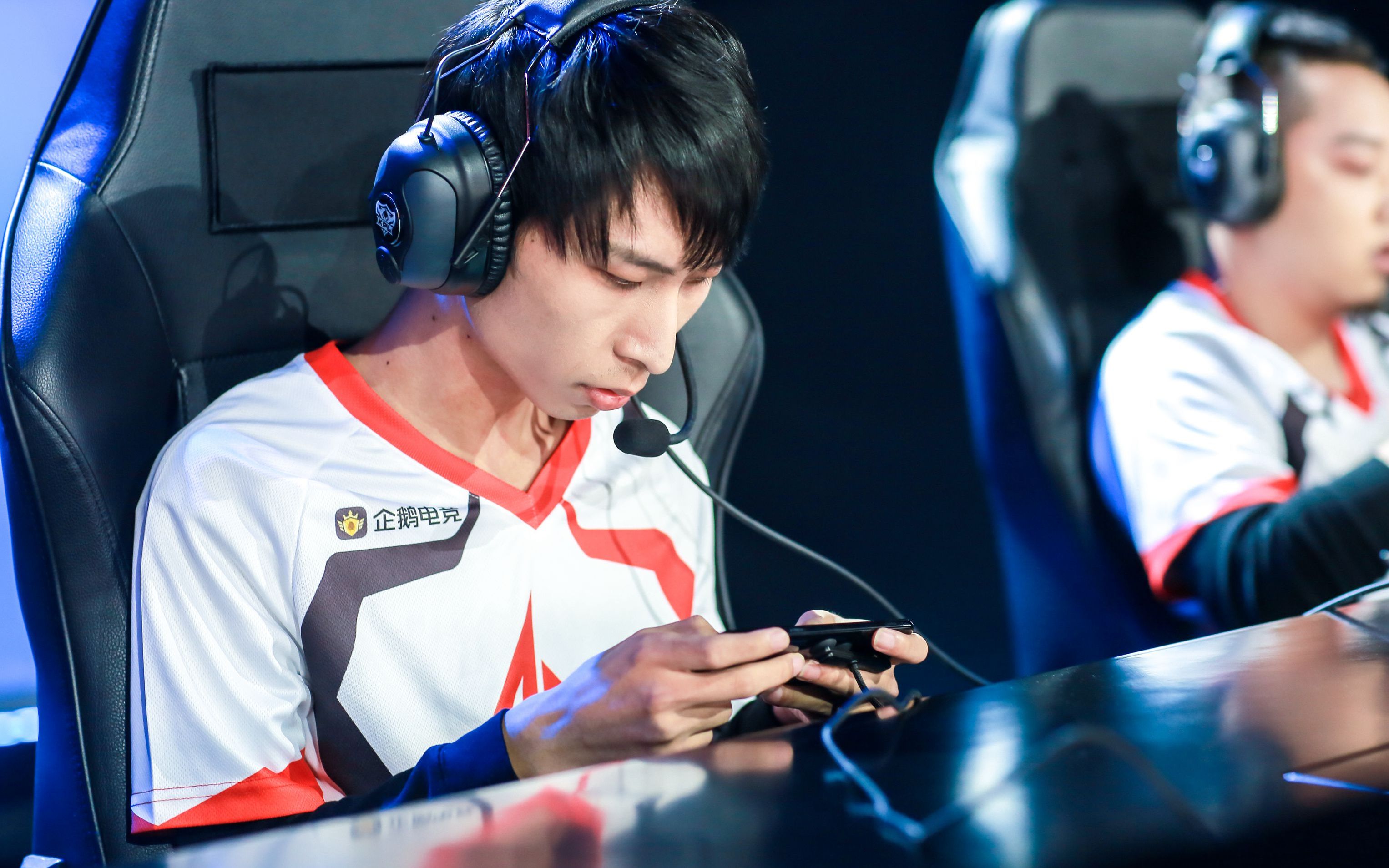 67ag超玩会晋级秋季赛季后赛肖闽辉复出表现平平