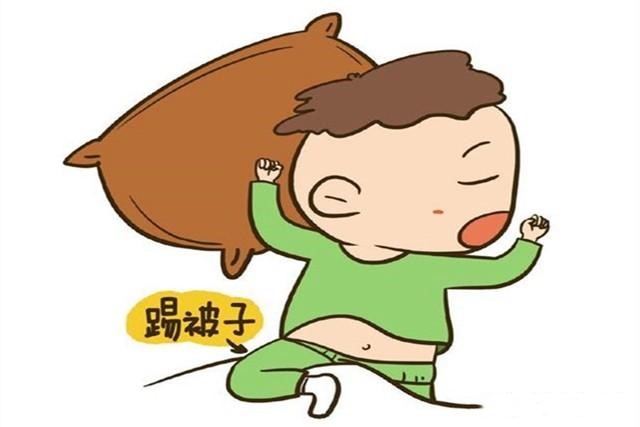 宝宝睡觉踢被子新手妈妈别担心这个保暖单品帮你忙