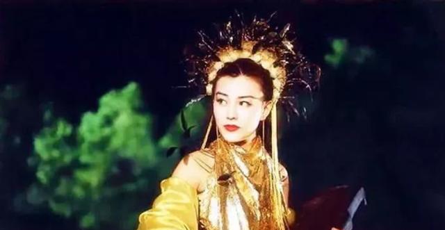 蓝魔 ——陈秀雯 饰