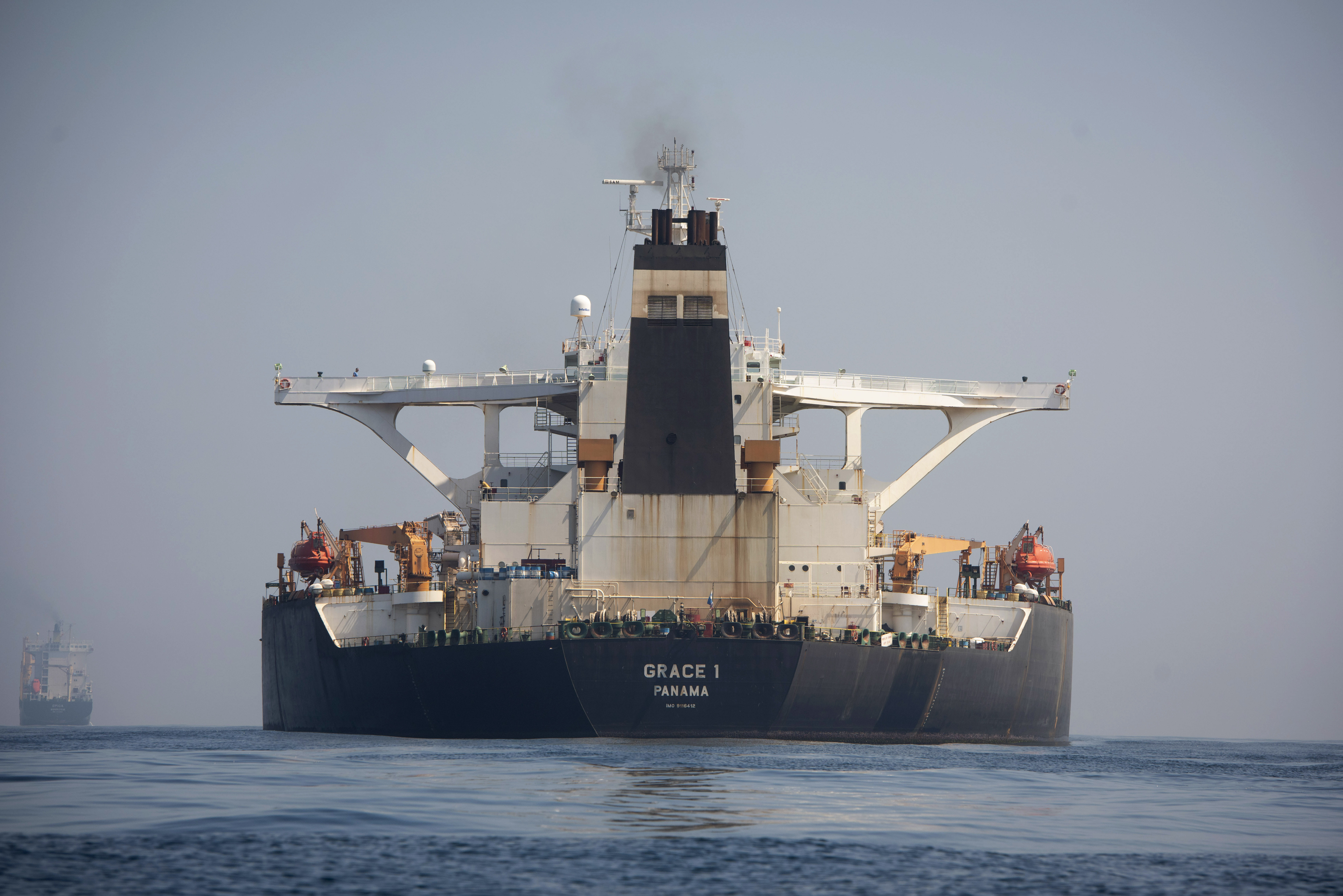 蓬佩奥直布罗陀释放的伊朗油轮正驶向叙利亚