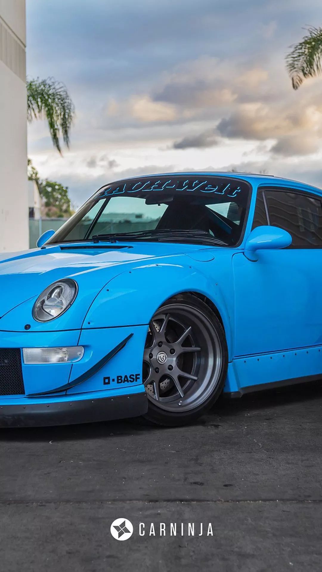 壁纸今天的主题是rwb