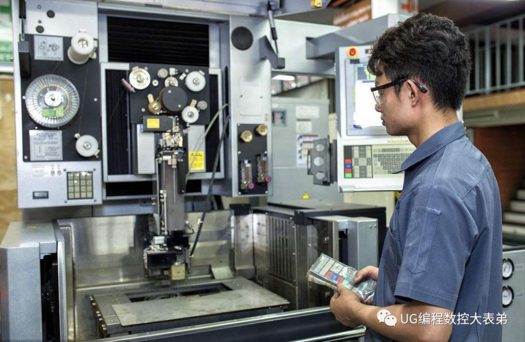 行业解析|一个数控编程员都要做些什么