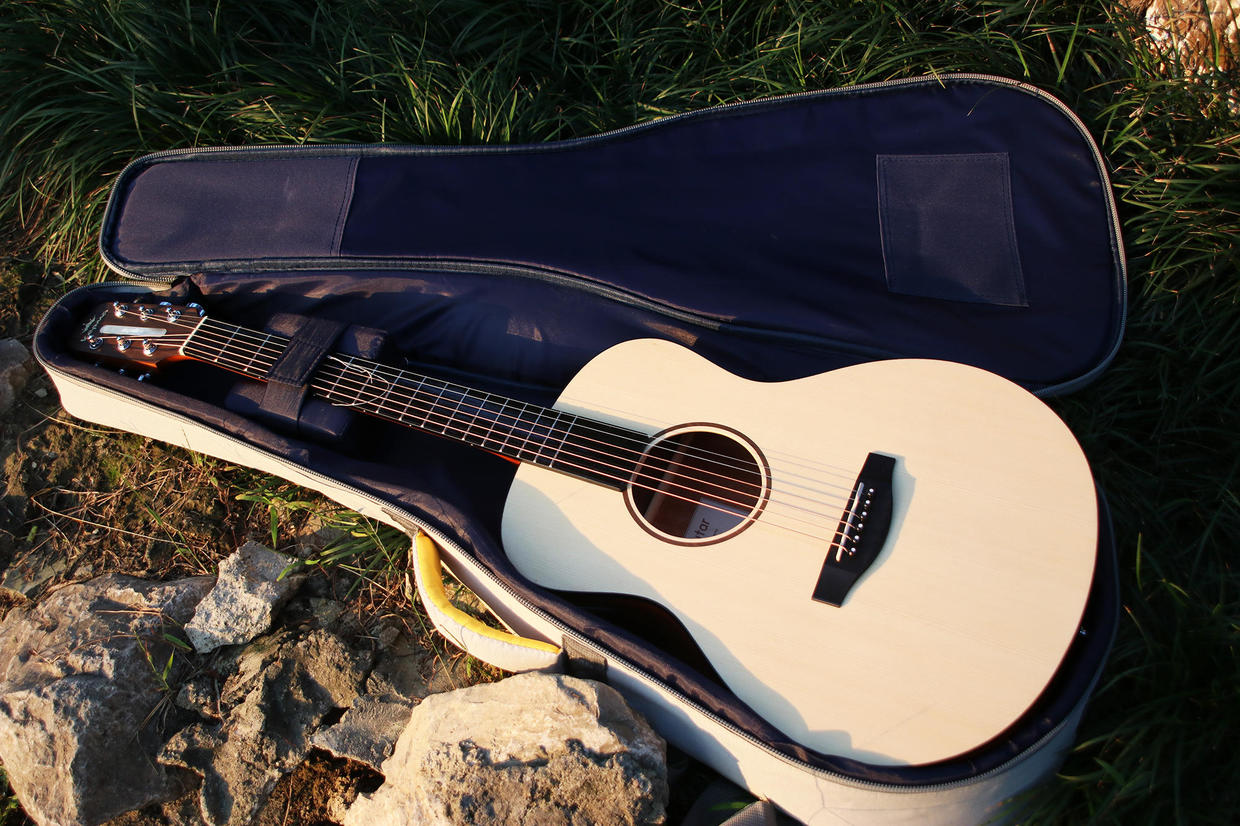 poputar智能吉他卡马联名款体验__凤凰网