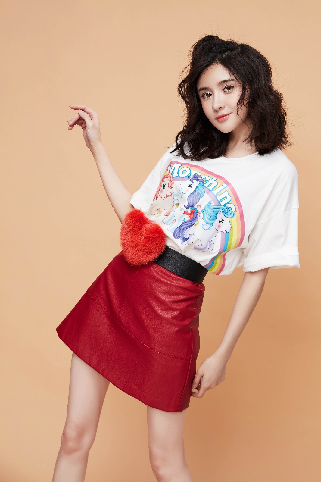 艾如《忽然的风》破夏上线 温柔反差惊艳网友