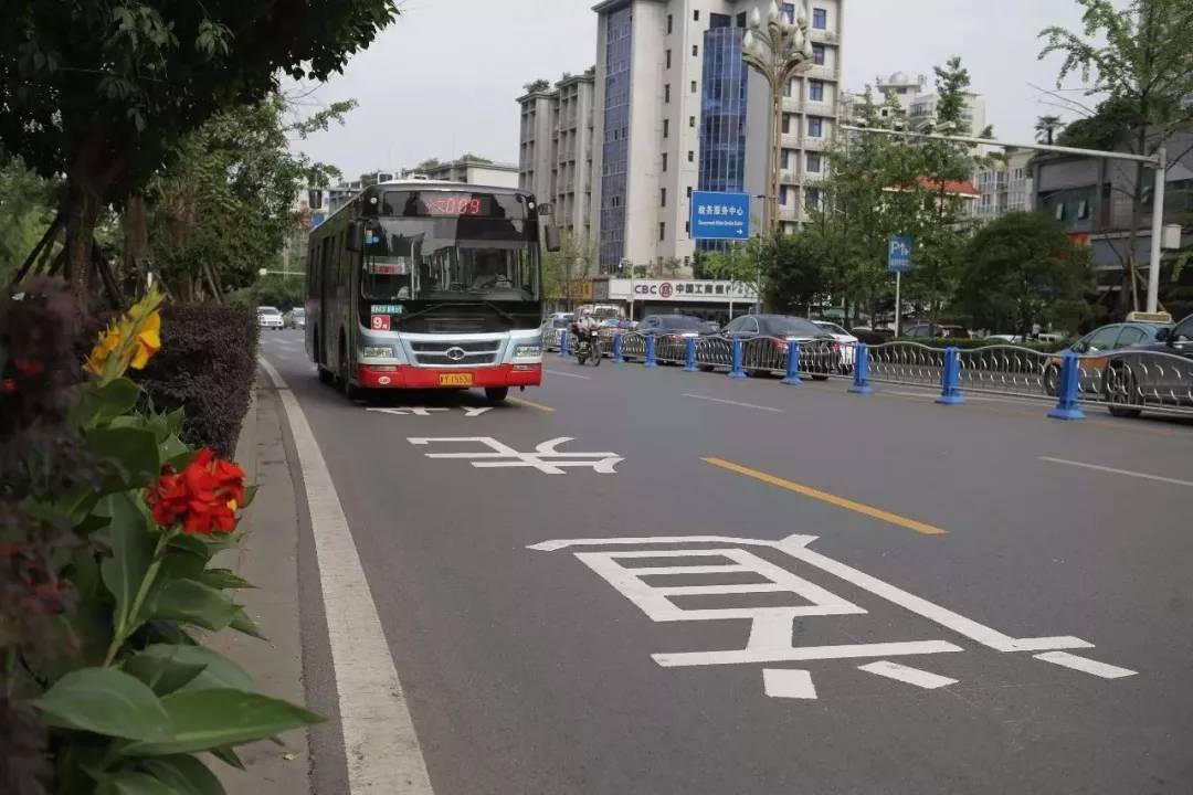 中央公馆→通佛路口→凤凰国际城→南池中路→新