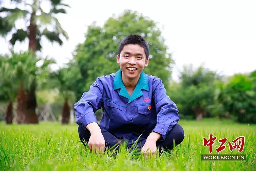 大国工匠 匠心筑梦 | 陈行行：无数次向技艺极限冲击__凤凰网