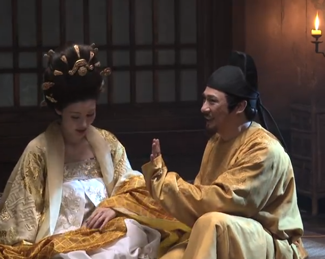 重量级的形象,而这次曝光的画面正是和吴镇宇饰演的唐明皇对戏画面