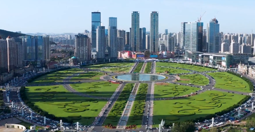 全球最大的城市广场占地面积176万平方米就位于中国大连