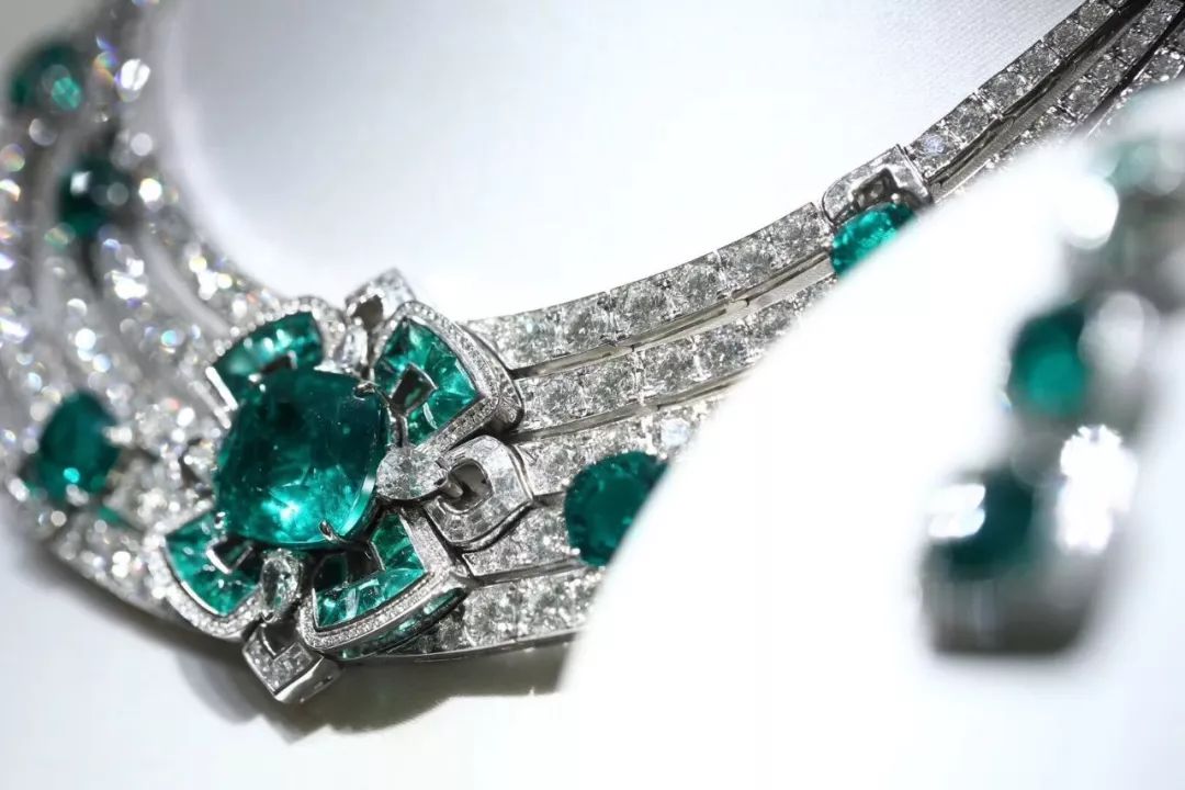 宝格丽光影奇迹系列 | 走进电影的世界 ,走出大荧幕的高级珠宝