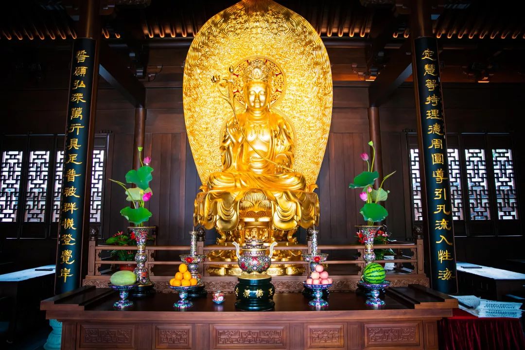 花与佛教有哪些联系,佛前为何需要供花?__凤凰网