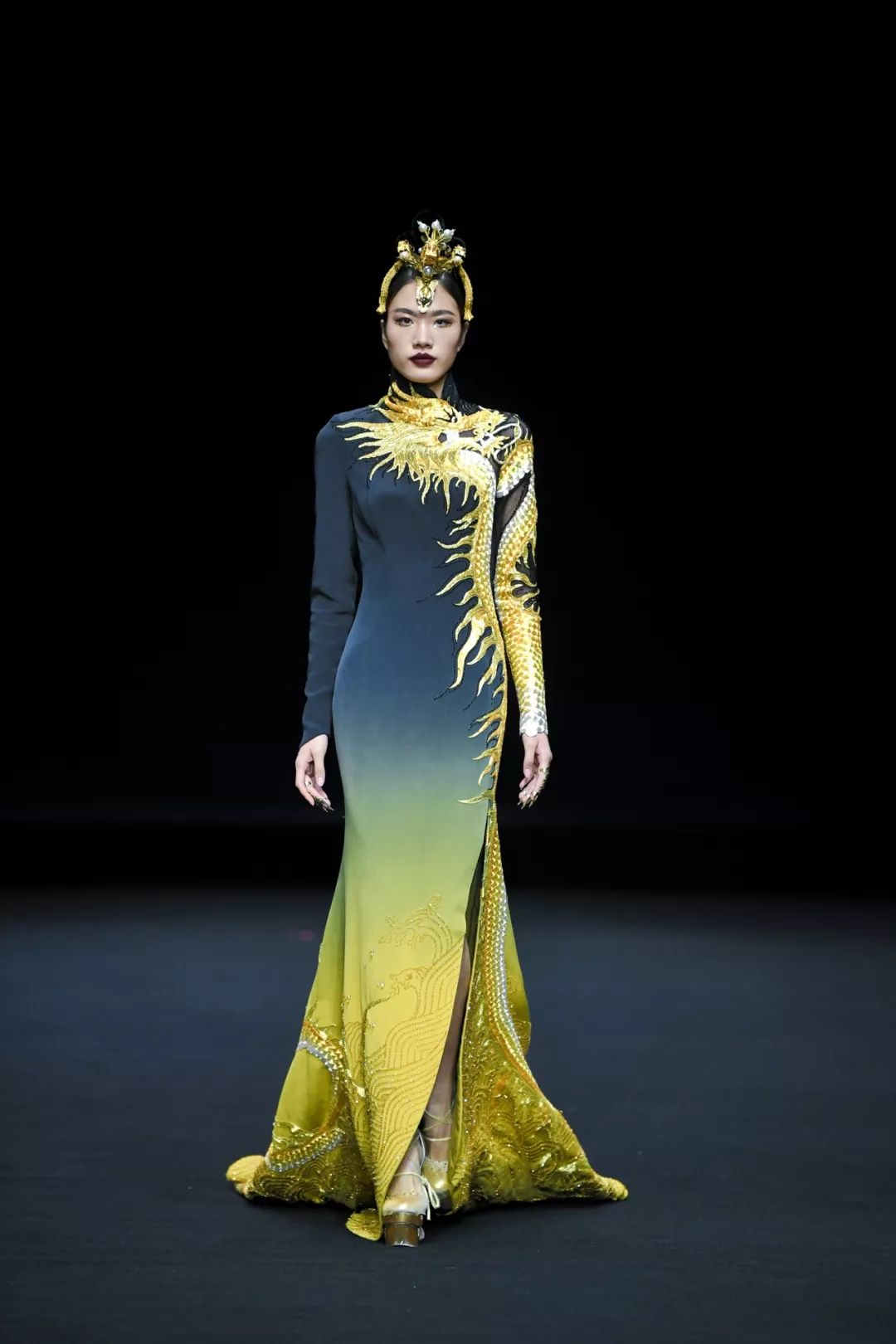 盖娅传说·熊英2020春夏中国国际时装周