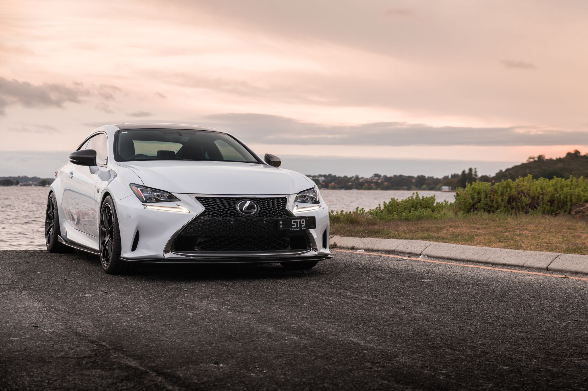 拒绝花里胡哨,轻改雷克萨斯rc350尽显简约美