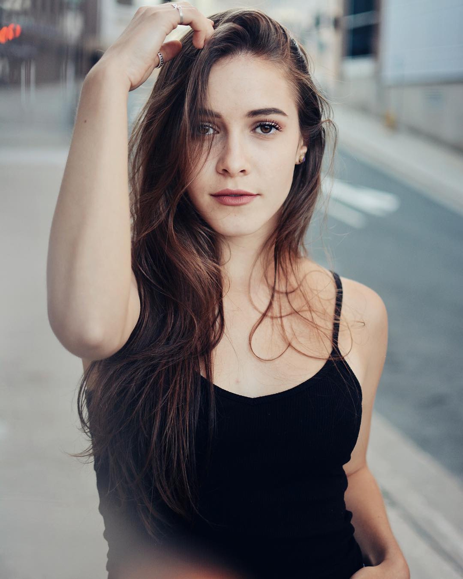 多图预警!23岁超美猛龙拉拉队员 多伦多大学环境科学高材生