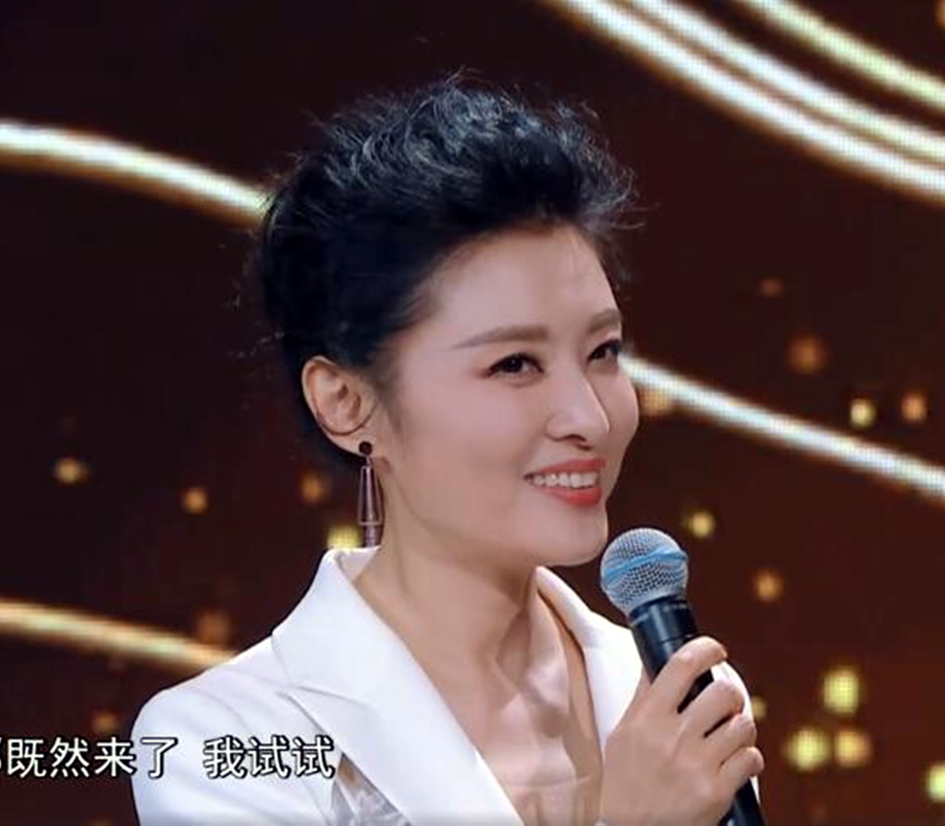 潘斌龙《声临其境》配音冯巩周涛春晚小品,引周涛回忆落泪__凤凰网
