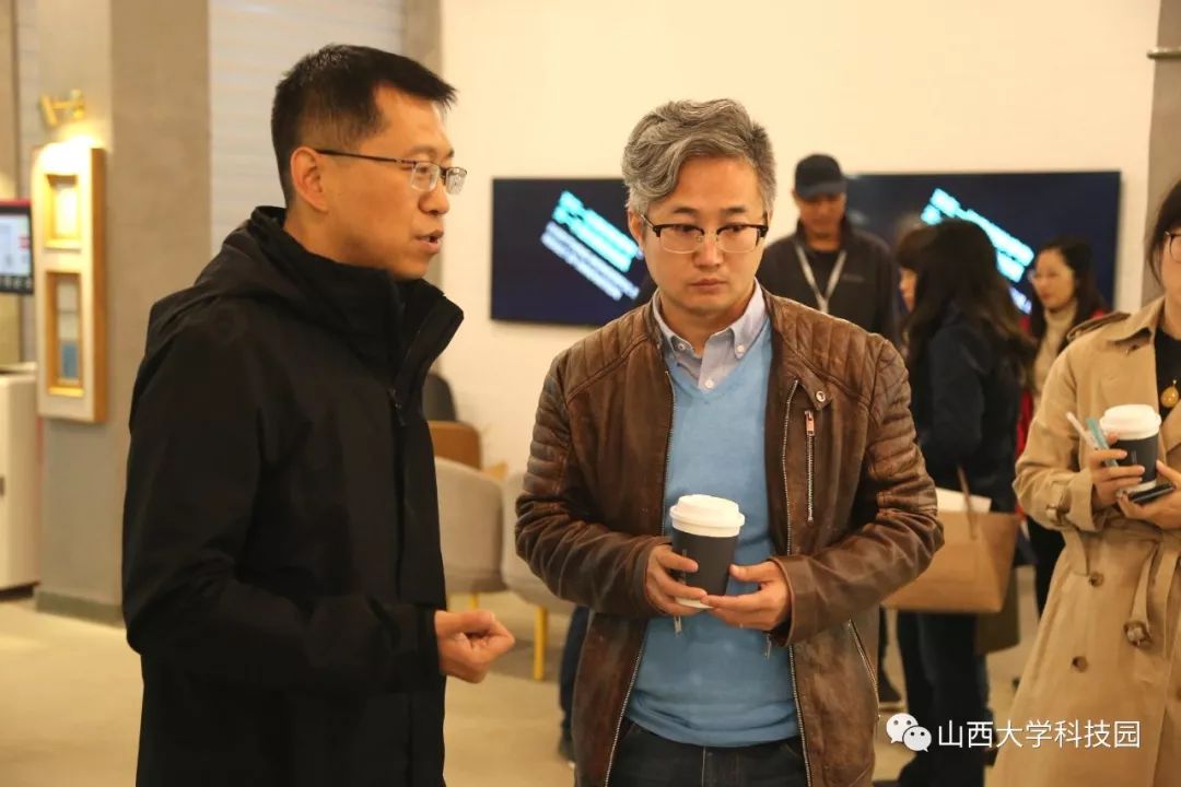 李君超对山大科技园一园三区建设情况进行了详细说明,张铁星对蕴华