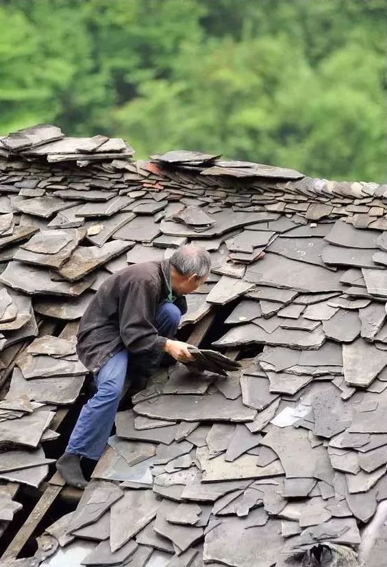 走进中国传统古村落,长阳高家堰向日岭村探访石板屋