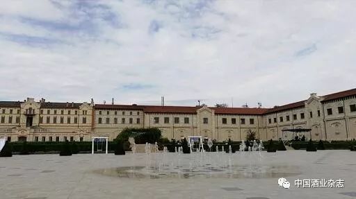 卡斯特尔米米酒庄(castle mimi)是摩尔多瓦唯一的一座现存的葡萄酒