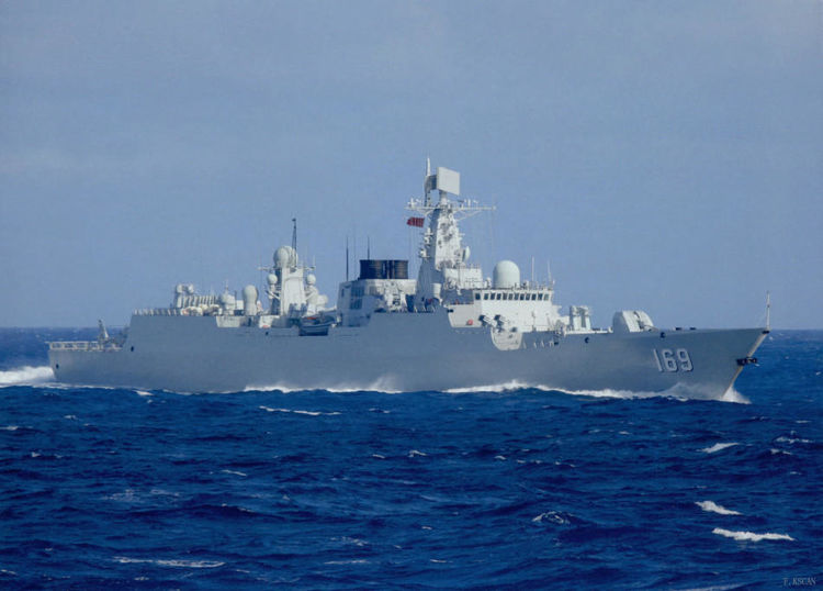 中国海军驱逐舰序列中,为什么要大量建造052型驱逐舰?__凤凰网