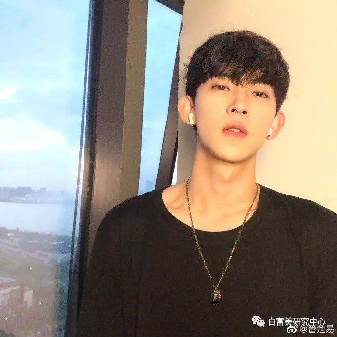 渣男连续6天家暴女友劈腿100人无底线把王思聪最爱网红鼻子毁了