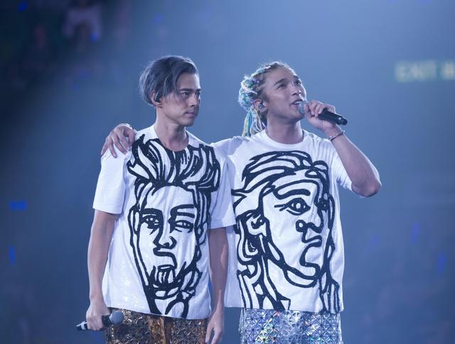 shine成员黄又南徐天佑同场零交流场面尴尬17年好兄弟分道扬镳